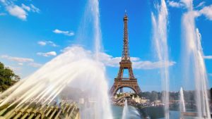 Eiffel_Tower_and_Fountain_Paris_France